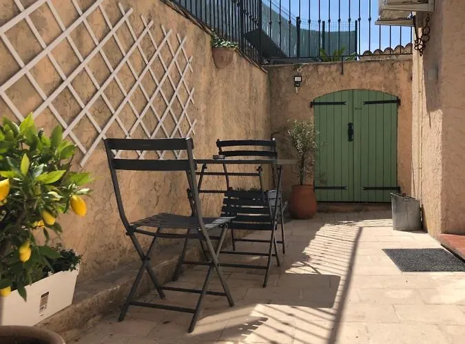 Appartement En Rez De Villa